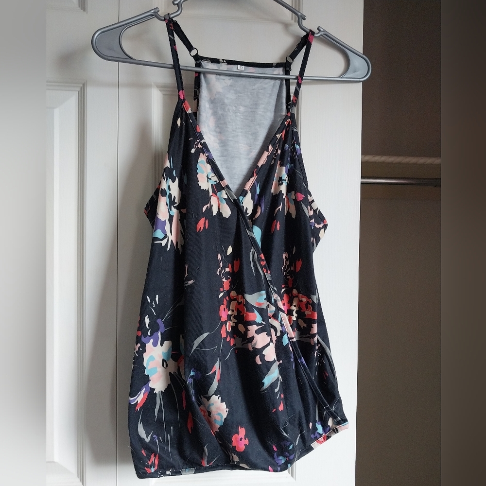 Aokosor Womens Deep V-Neck Wrap Spaghetti Strap Floral Print Design, Size Small